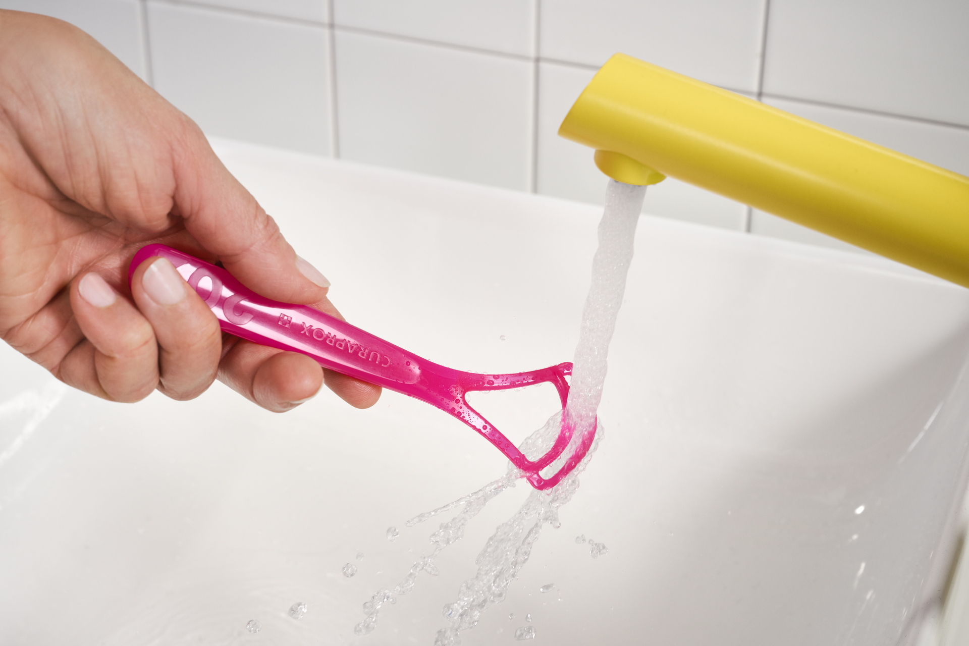 Curaprox nyelvkaparó